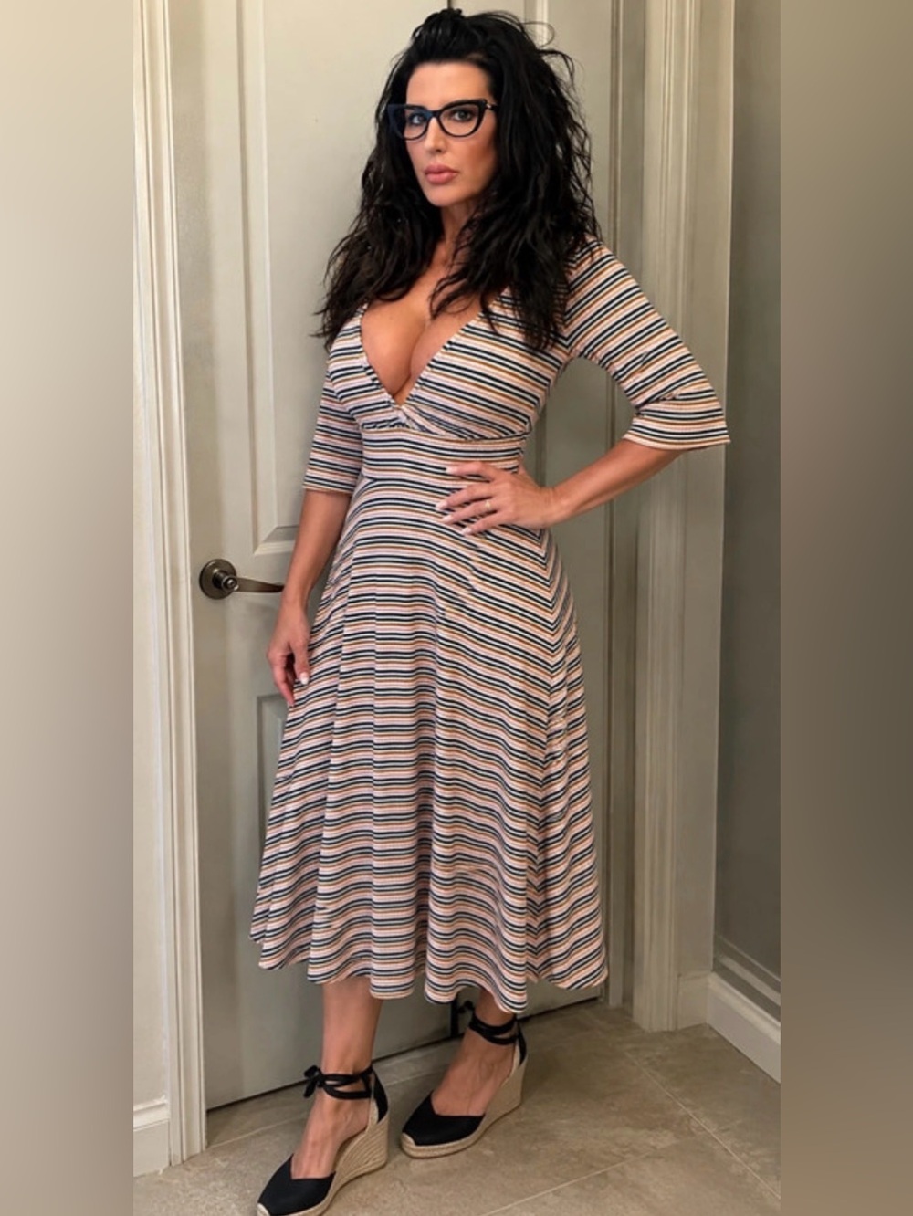 Ribbed midi dress - size L
(figure flattering, and so comfortable)